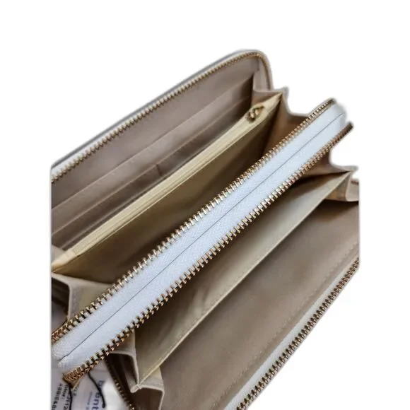 B BRENTANO Vegan Cute Dogs Graphic Patriotic Wallet Clutch NWT - Picture 3 of 7